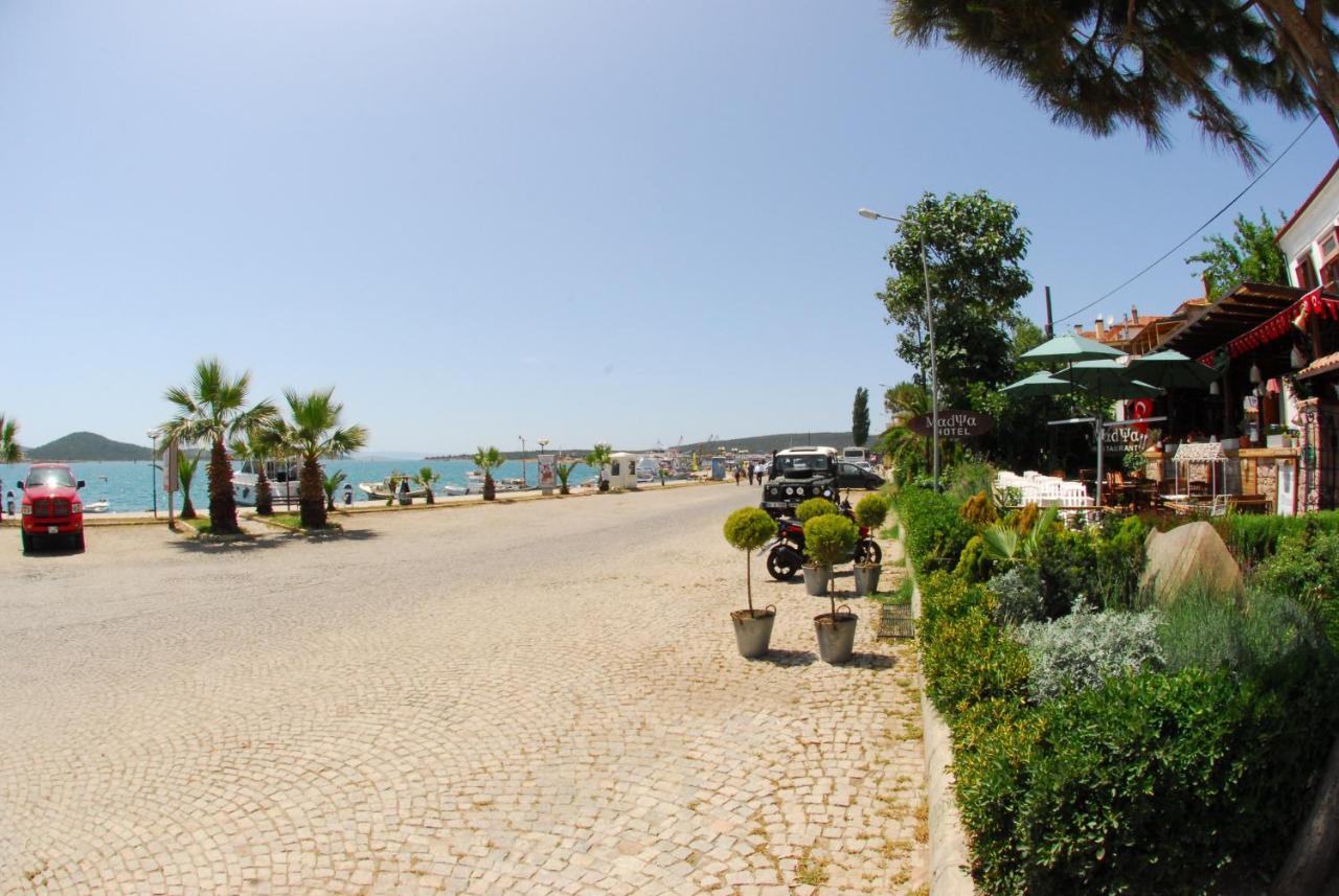 Aliye Hanim Hotel Ayvalı Exterior foto