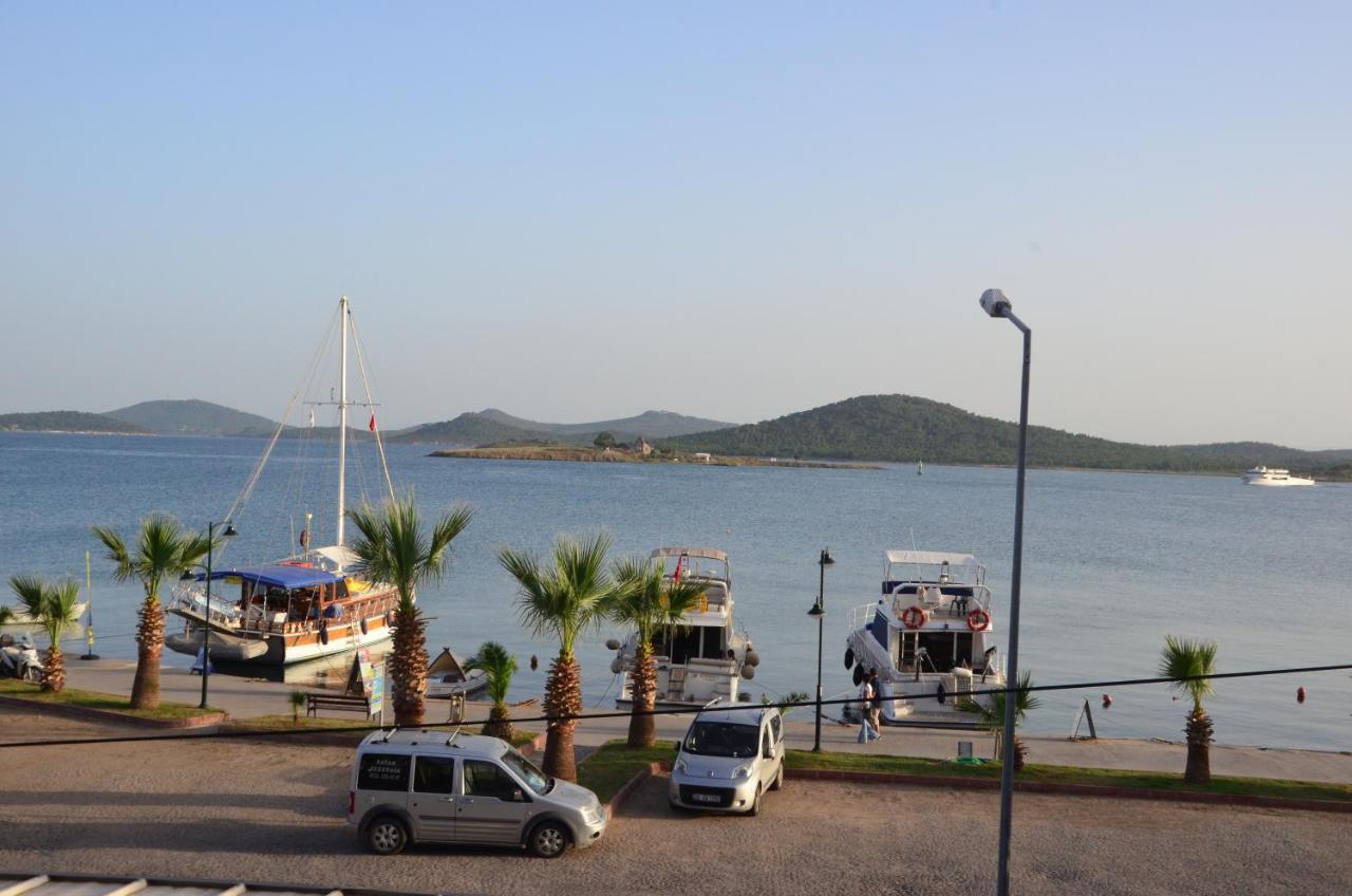 Aliye Hanim Hotel Ayvalı Exterior foto